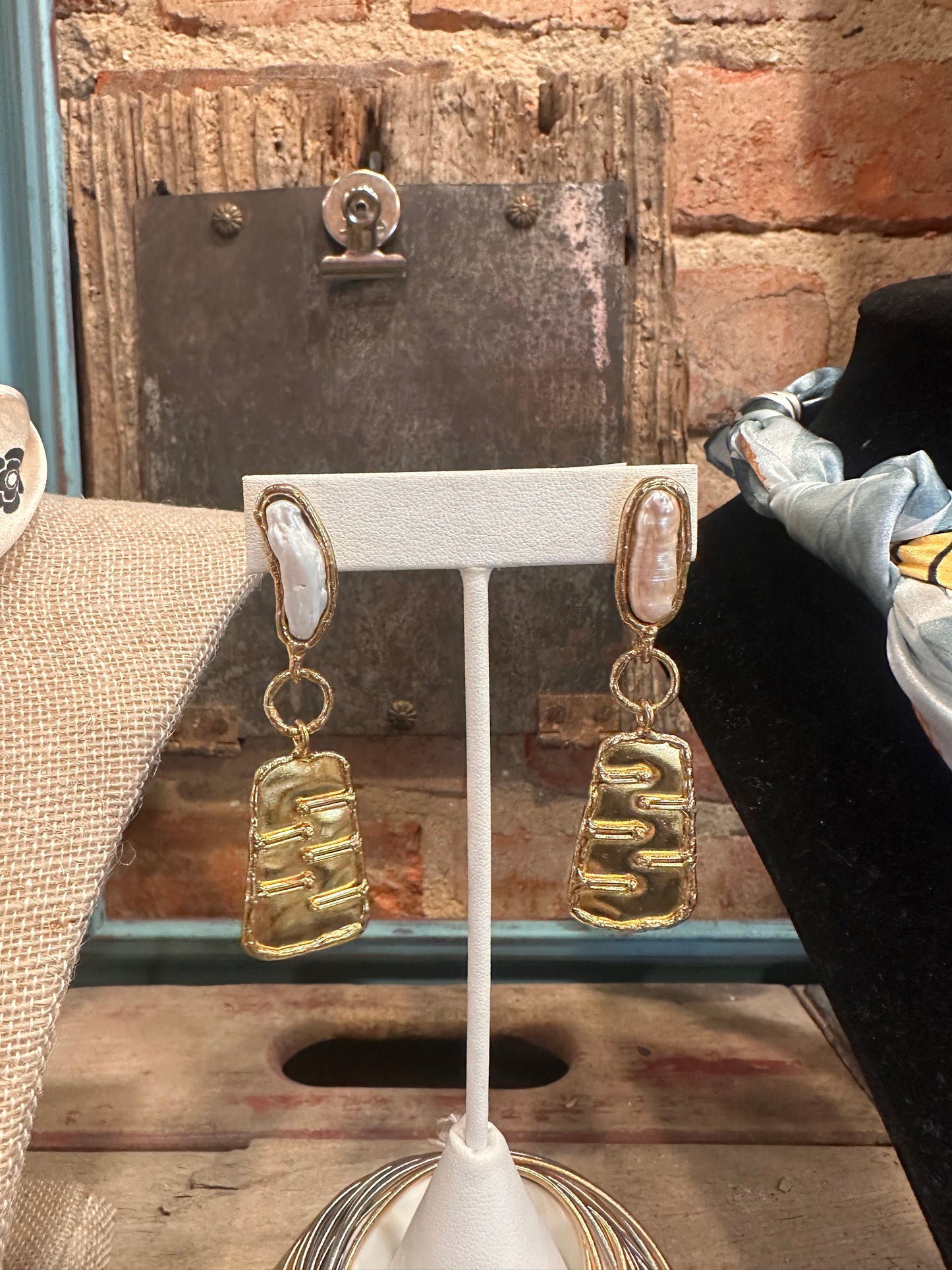 Maizey Pearl Earrings