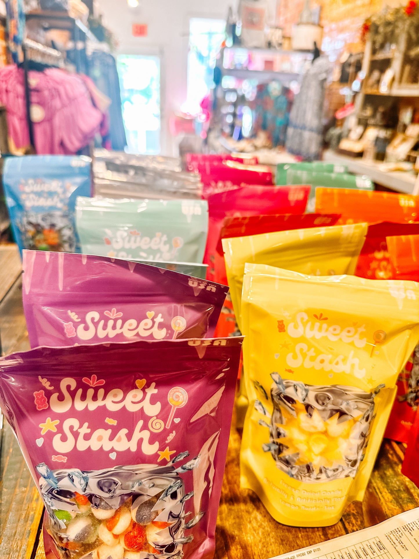 Freeze Dried Sour Worms