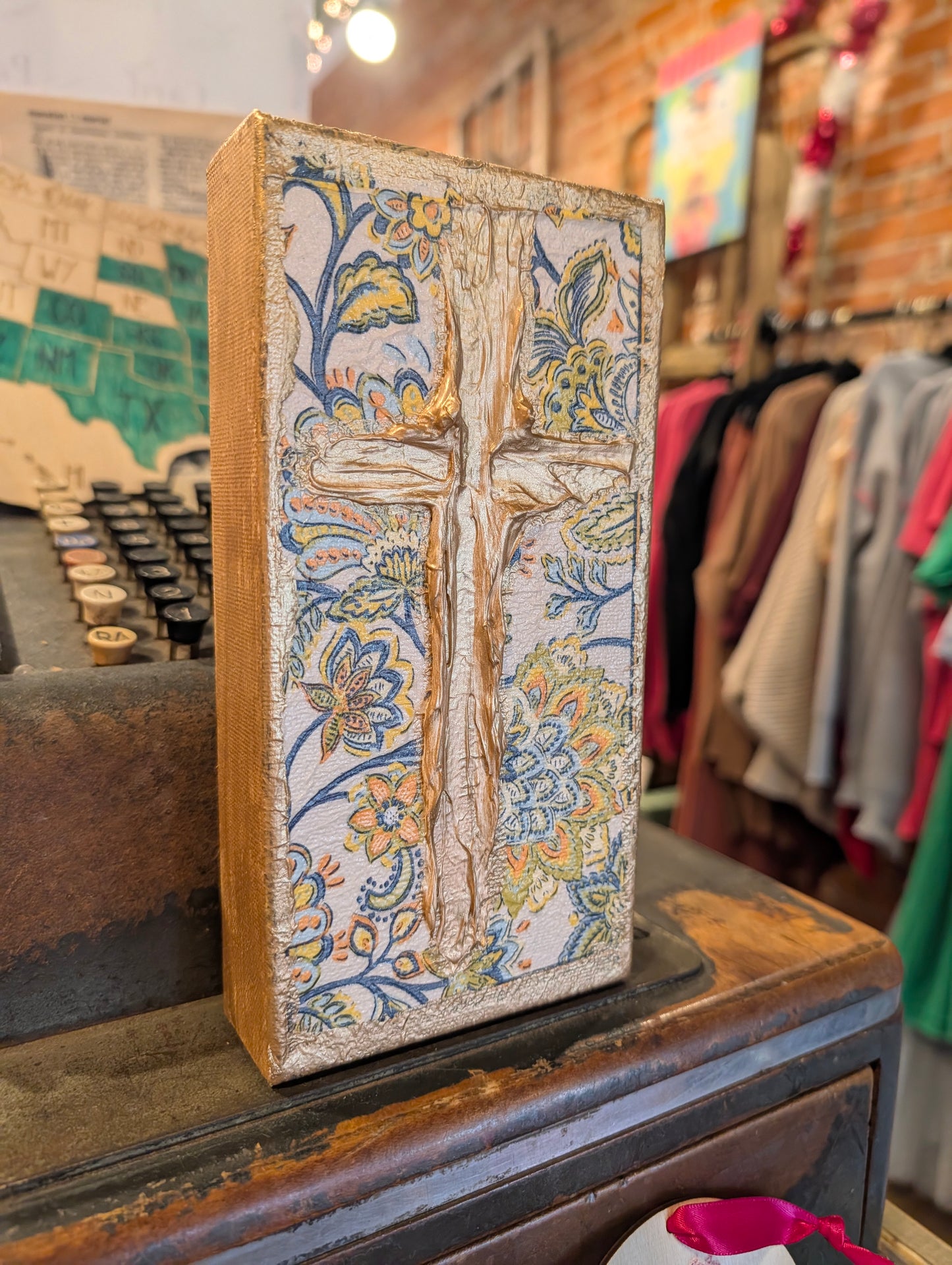 Grace Textured Cross