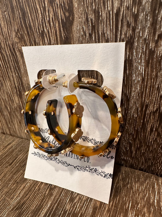 Turtle Clover Hoops