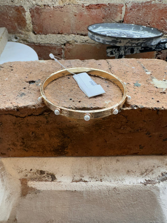 Truette Cuff