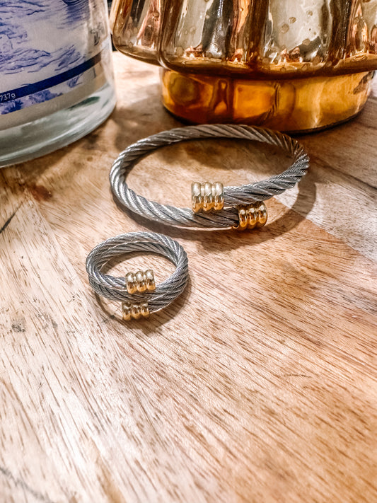 Wiley Wire Ring