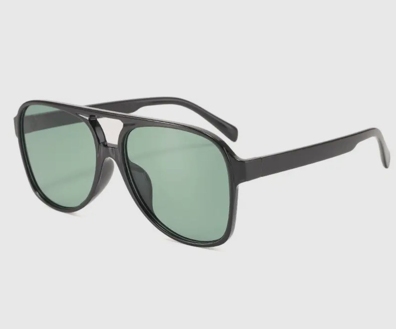 Sassy Sunnies (green/black)