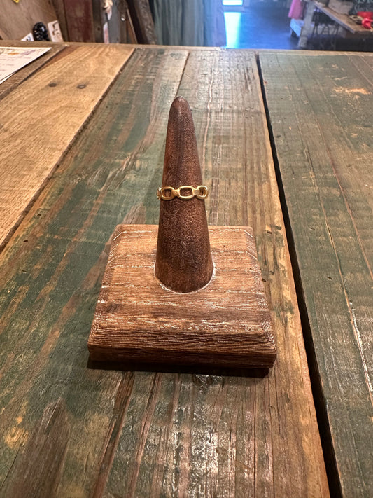 Martha Chain Ring