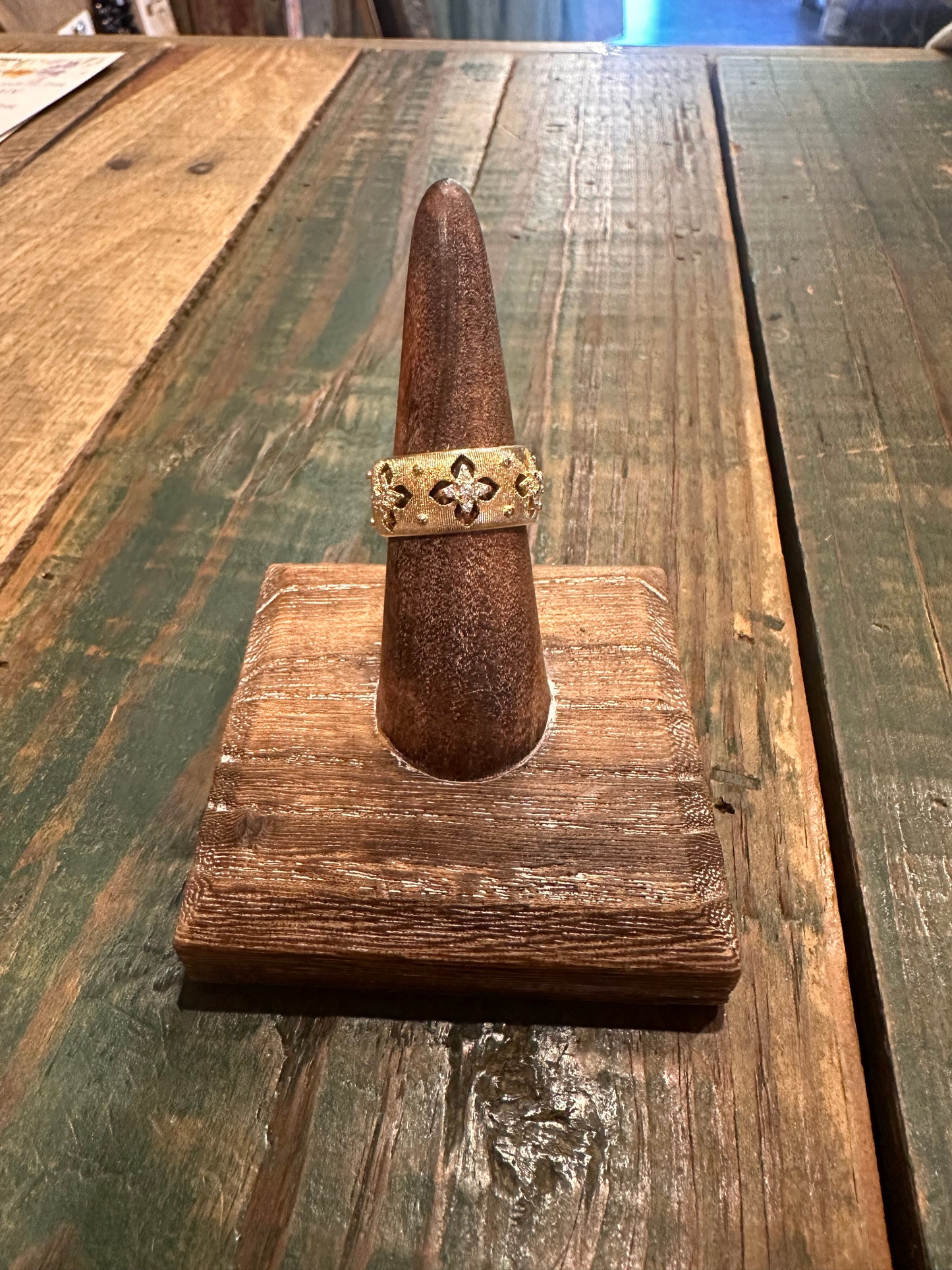 Suanne Ring