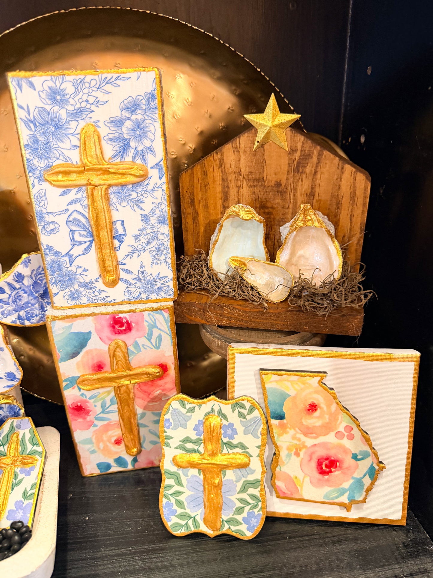 Oyster Nativity Scene (Heart of Darley)