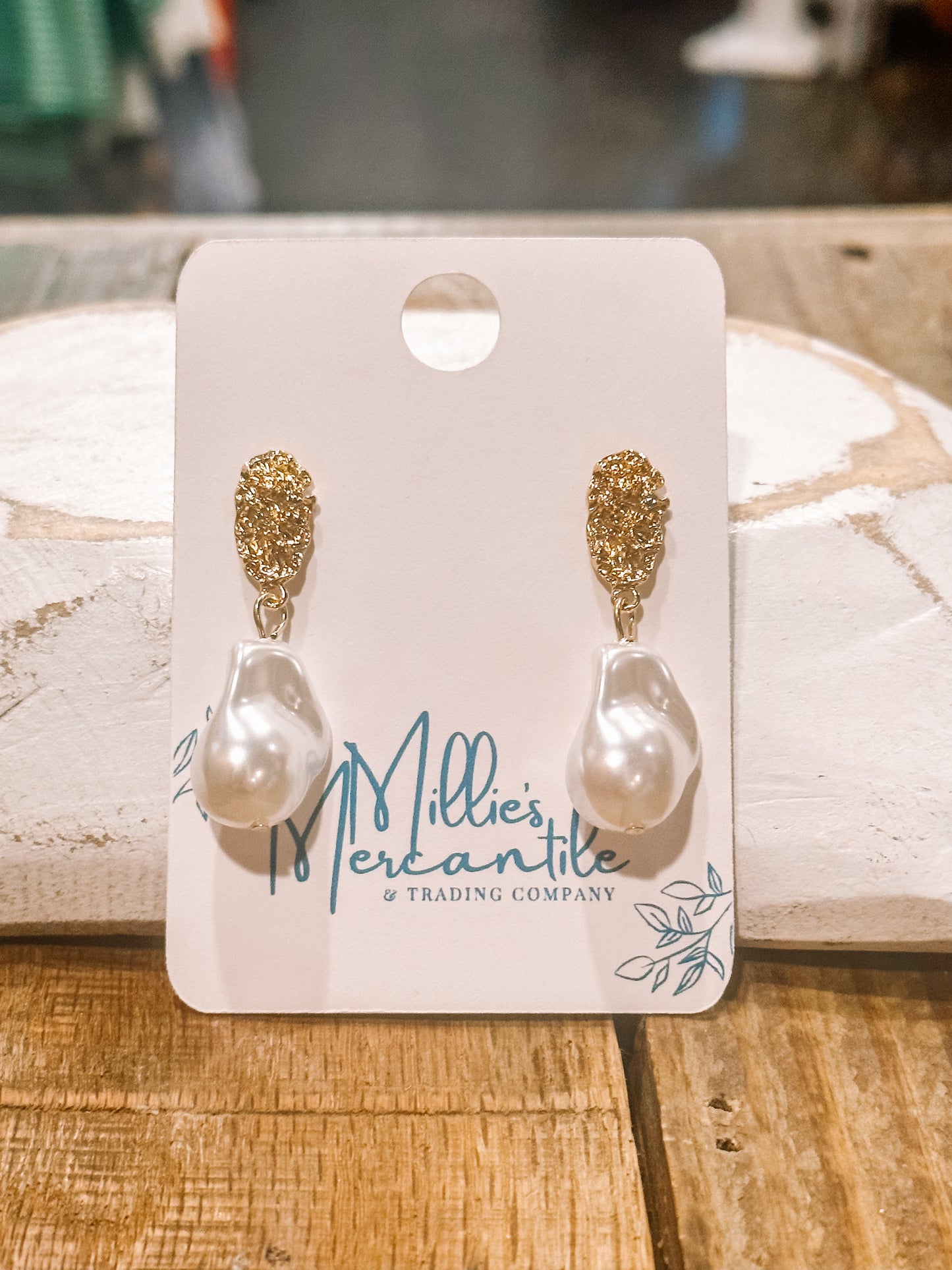 Dolly Pearl Earrings