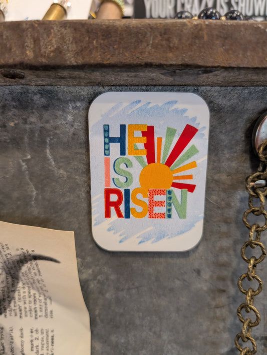 He is Risen Magnet