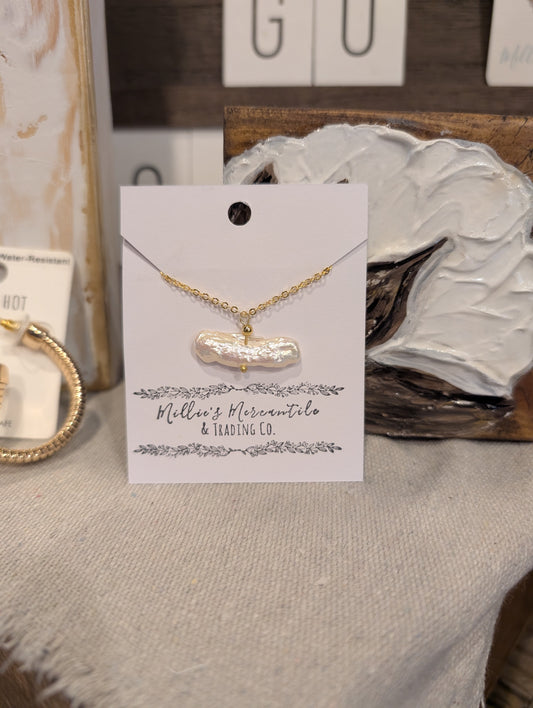 Shelly Pearl Necklace