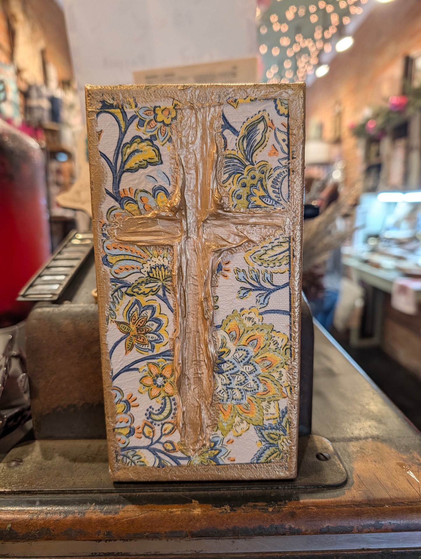 Grace Textured Cross